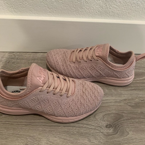 APL running sneakers - Picture 3 of 5